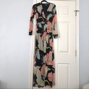 Lulu’s Floral Maxi Dress